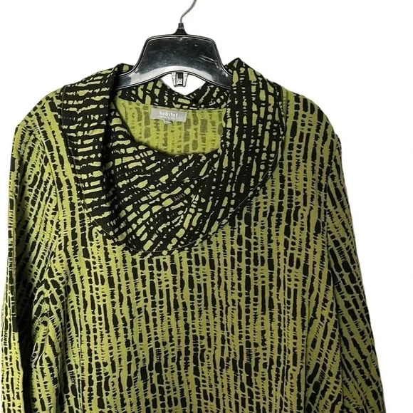 Habitat NEW! Flare,oversized top,PTP 22” sz medium , also have sm Green pullover - Picture 5 of 13